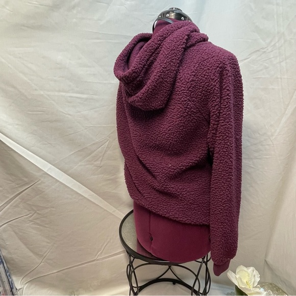 PINK VICTORIA SECRET SHERPA HOODIE SWEATER - Picture 2 of 5